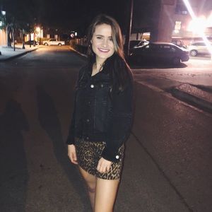 Meet your Posher, Jillian